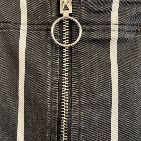 Volcom The Frochickie Mini Skirt - Picture 4 of 7